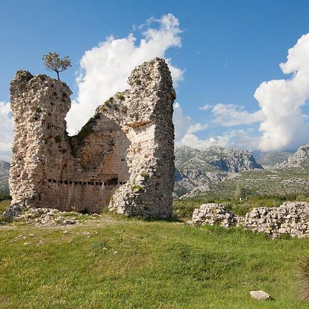 Apartmani Lea Starigrad Paklenica Bagian luar foto